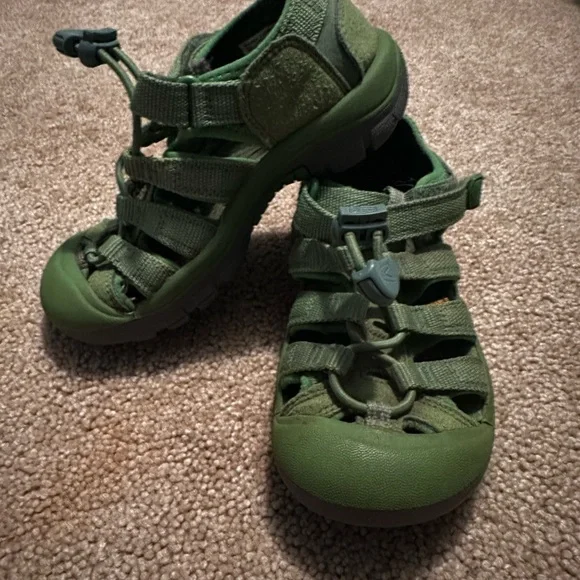 Kids Keen Outdoor Sandals - Picture 3 of 6